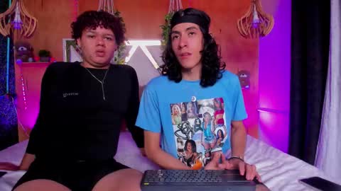 tiffanyy_deluxe online show from March 27, 4:19 pm