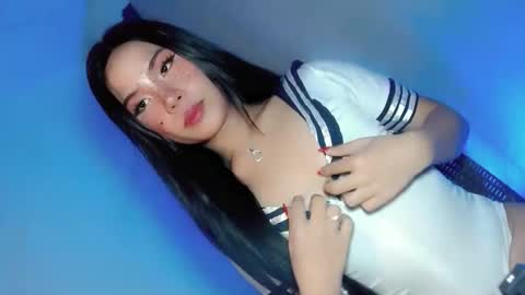 tight_elliana online show from October 24, 6:18 am