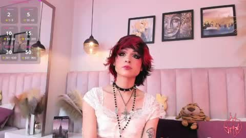 Tracy  online show from April 16, 8:53 pm