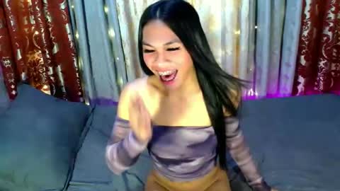 Gigi online show from November 13, 7:50 am