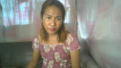 Snapshot of transhottie28 chatting on March 5, 10:59 pm transhottie28 online show from March 5, 10:59 pm