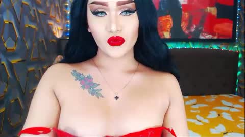 Snapshot of transplayfullolivia chatting on January 17, 1:36 am KYLIE BELLA  TS online show from January 17, 1:36 am