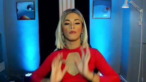 Alvin and Justine online show from January 13, 6:43 am