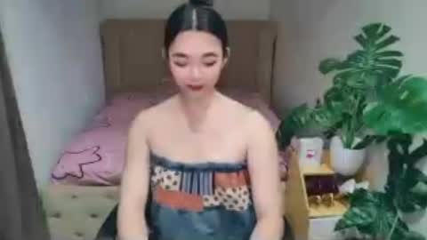 ts_yoshi_ online show from July 27, 1:07 pm