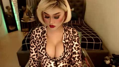 SEDUCTIVEmistresCUMS online show from January 7, 3:04 pm