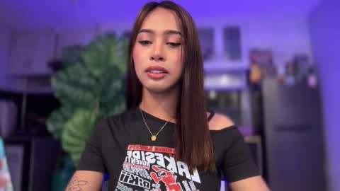 kendall online show from October 5, 5:08 am