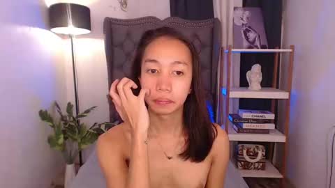tskitty_girl online show from February 22, 5:32 am