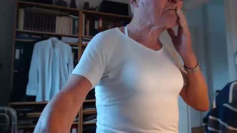 FINN but call me NANNA online show from January 14, 9:02 am