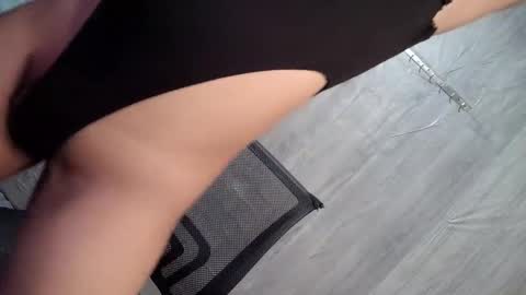 tyradine3 online show from September 12, 7:08 pm