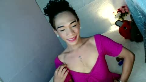 LOVELY JANE online show from April 9, 7:20 pm