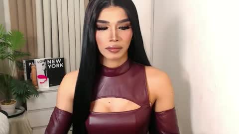 Miss Andrea online show from November 6, 1:33 pm