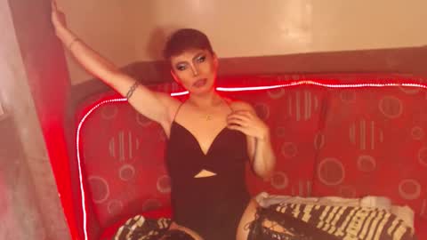 MISS ANNA online show from March 15, 12:30 pm