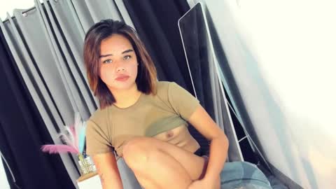 Snapshot of urasian_france69 chatting on January 8, 1:53 am FRANCINE cum with me in pvt or pwrd online show from January 8, 1:53 am