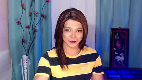 Snapshot of urqueen_cassandra chatting on October 20, 5:49 pm BEA online show from October 20, 5:49 pm