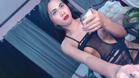 UrSweetBbGirl online show from June 27, 8:52 am