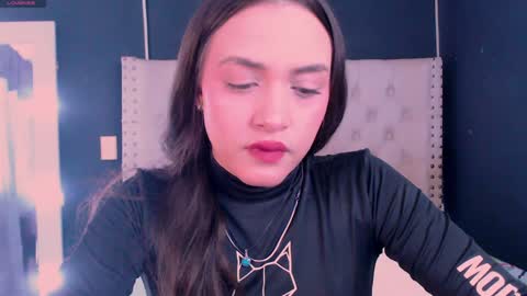 Snapshot of valen_thompson chatting on February 8, 9:15 pm IG-valen mendoza99 twitter valenthompson99 online show from February 8, 9:15 pm