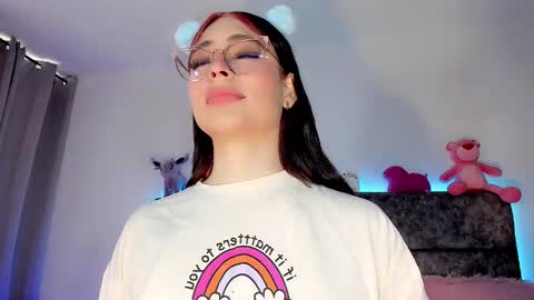 Snapshot of valentina_alba chatting on January 5, 9:14 pm Valentina online show from January 5, 9:14 pm
