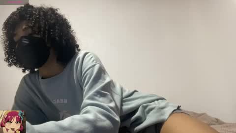 Valentinaa   online show from April 8, 7:04 pm