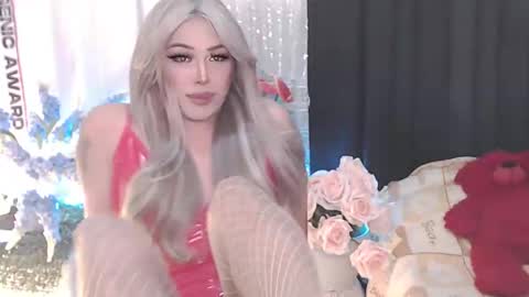 Amanda online show from April 8, 10:00 pm