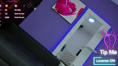 valentina_horny777 online show from September 28, 1:04 am