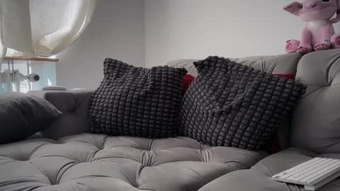 Valentina online show from April 8, 8:26 am