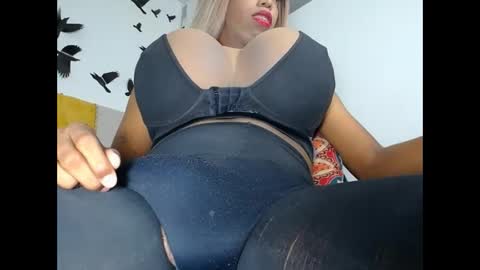 Snapshot of valentinabigcock23 chatting on March 7, 12:37 pm valentinabigcock23 online show from March 7, 12:37 pm