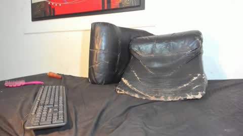 valeriapinkk online show from March 7, 10:05 pm