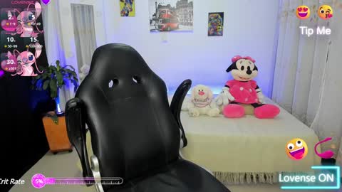 valerie_hatman online show from December 14, 1:06 pm