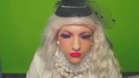 vanesacrossdresser online show from February 13, 5:13 am