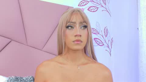 VictoriaRoss online show from September 17, 8:58 pm