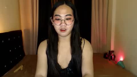 Lianelaiza online show from March 10, 6:17 am