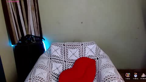 Godess  Lucy online show from November 27, 8:32 pm