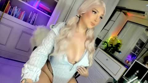 hey honey online show from February 15, 9:30 am