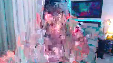 amanda online show from April 11, 7:45 am