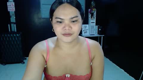 Kylie Smith online show from November 7, 11:21 am