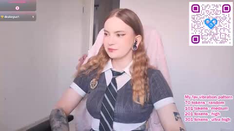 Keira online show from March 7, 8:53 am