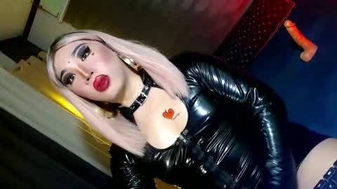 REYAN online show from March 28, 2:46 am