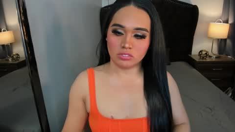 Snapshot of yanny_xoxo chatting on January 28, 5:46 pm Allisonn Hensly online show from January 28, 5:46 pm