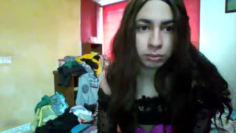 Snapshot of yasmin_paez23 chatting on December 22, 10:15 pm Yasmin Paez online show from December 22, 10:15 pm