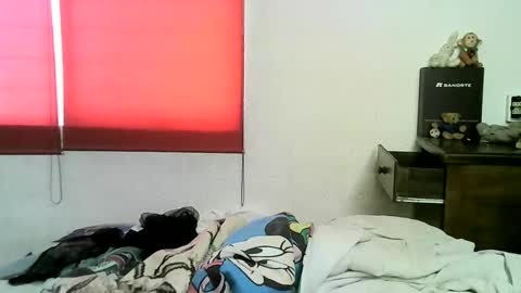 Snapshot of yasmin_paez23 chatting on January 25, 5:48 pm Yasmin Paez online show from January 25, 5:48 pm