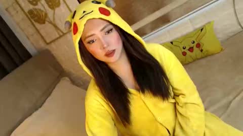 JEN  online show from January 7, 12:52 pm