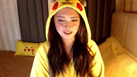 JEN  online show from March 27, 2:40 pm