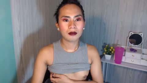 Mauie  online show from March 3, 8:39 pm