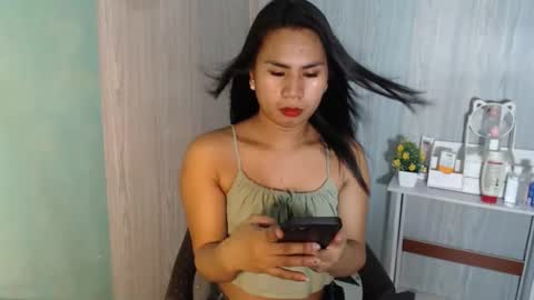 Mauie  online show from October 6, 3:17 am