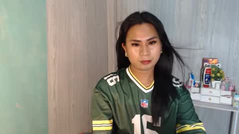 Mauie  online show from April 1, 4:03 am