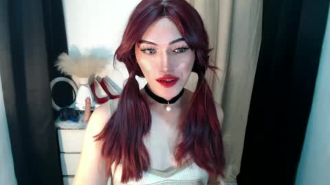 TIFFANY SUCKING QUEEN online show from June 28, 10:02 pm