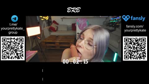 Snapshot of yourprettykate_ chatting on January 11, 6:54 pm online show from January 11, 6:54 pm
