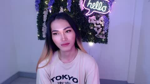 Snapshot of yoursexservice chatting on December 20, 11:37 pm    online show from December 20, 11:37 pm