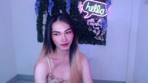 Snapshot of yoursexservice chatting on December 28, 12:04 am    online show from December 28, 12:04 am