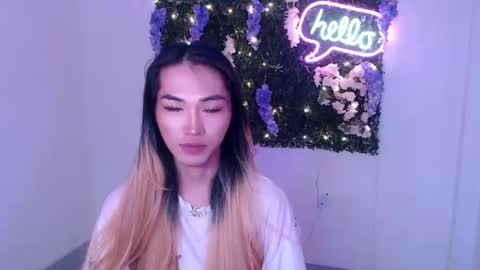 Snapshot of yoursexservice chatting on January 1, 11:51 pm    online show from January 1, 11:51 pm